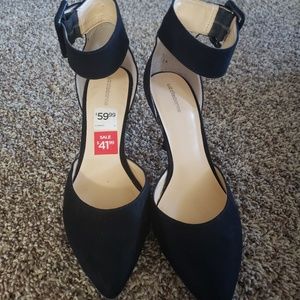 Liz Claiborne Black Ankle Strap Heels